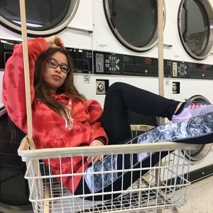 Meet your Posher, Mayling